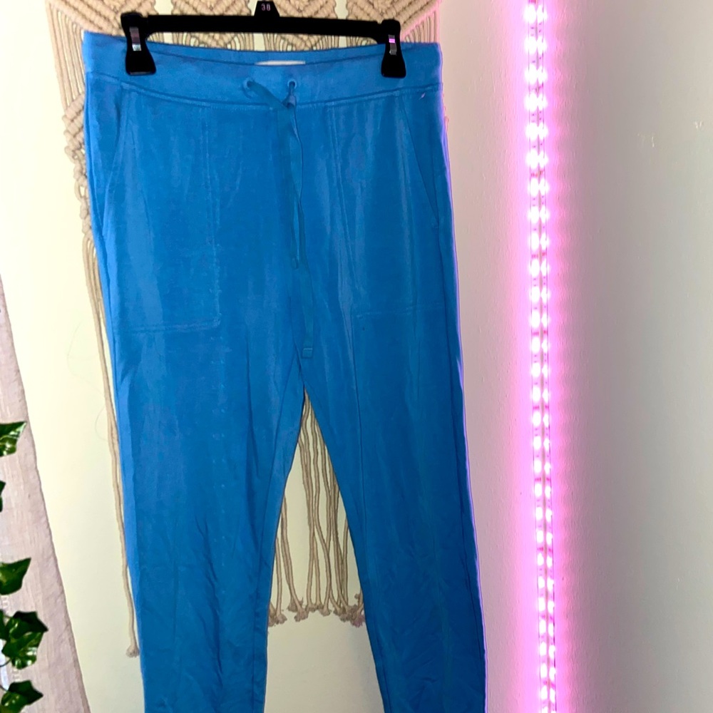 Light Blue Joggers with pockets
Loft
Size S